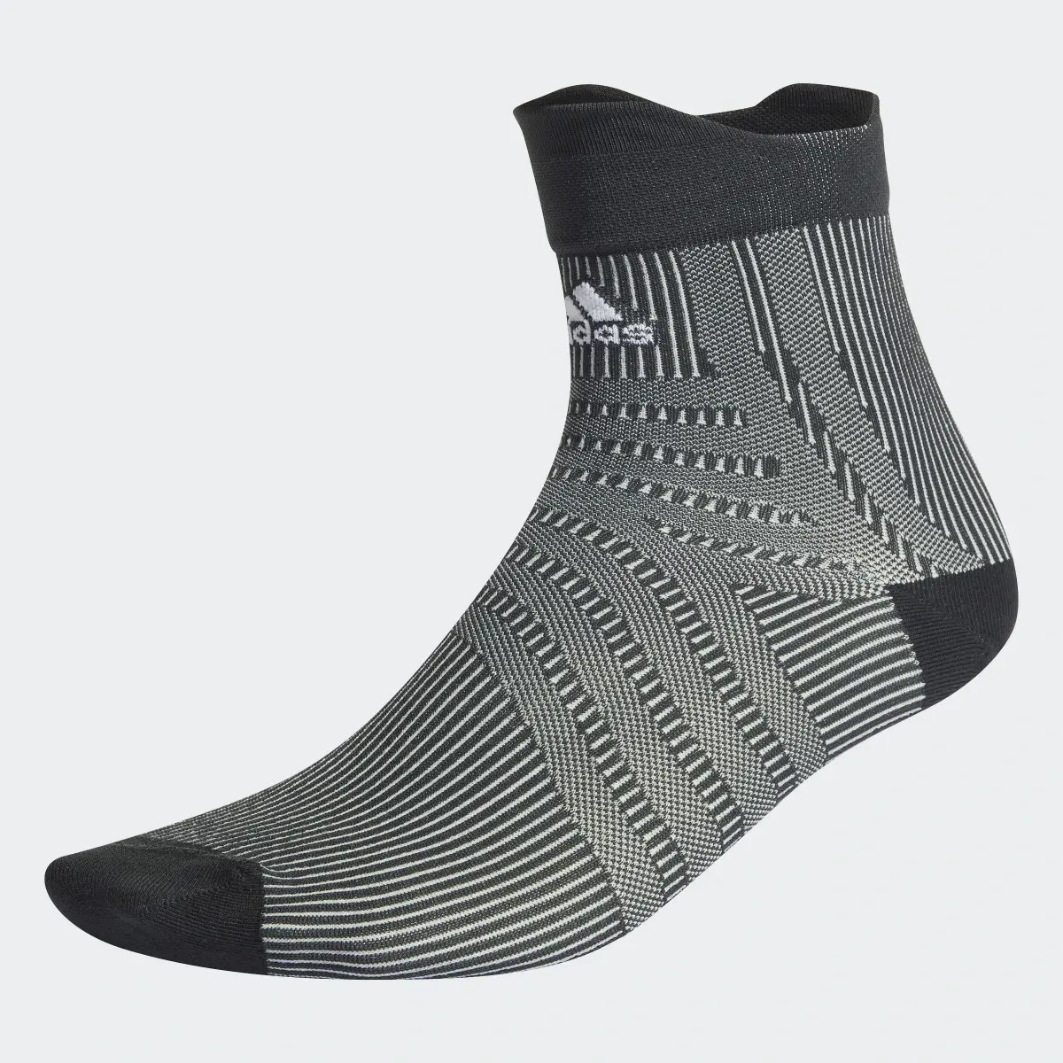 Adidas Performance Graphic Quarter Socks. 2