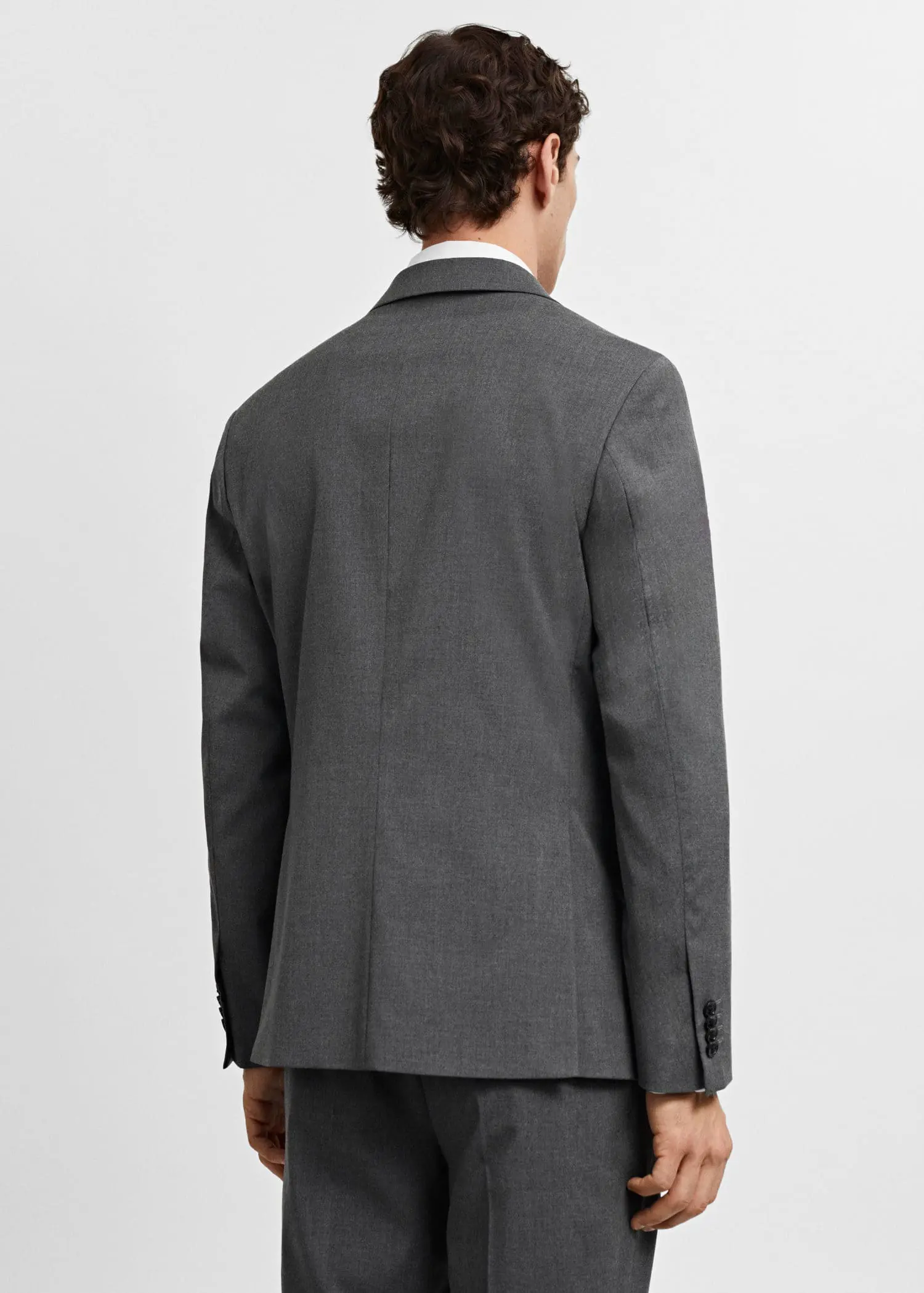 Mango Stretch fabric slim-fit suit jacket. 3