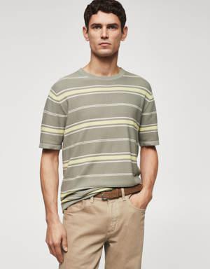 Striped textured 100% cotton t-shirt