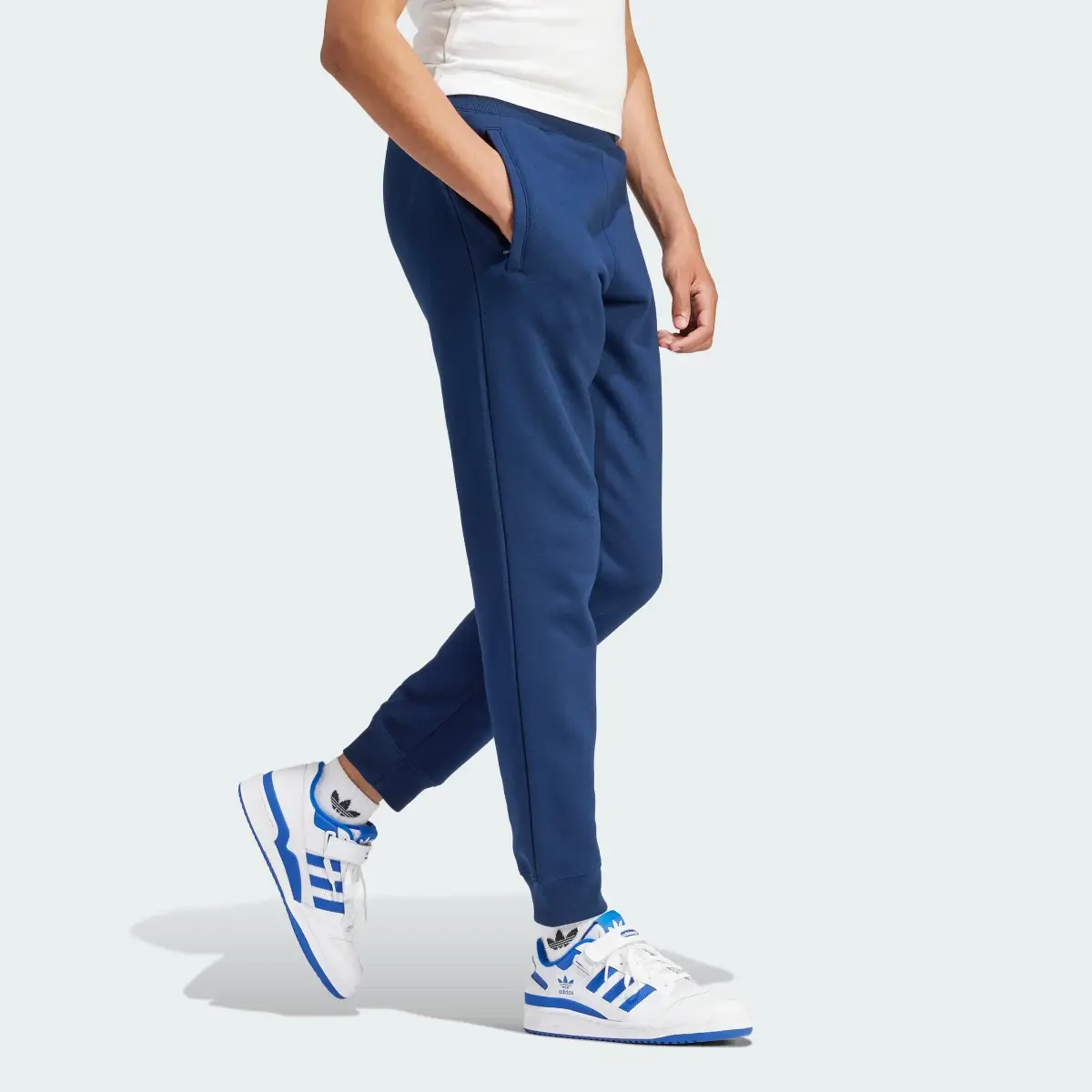 Adidas Pantalon Trèfle Essentials. 3