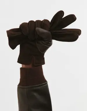 Suede leather gloves with wool lining