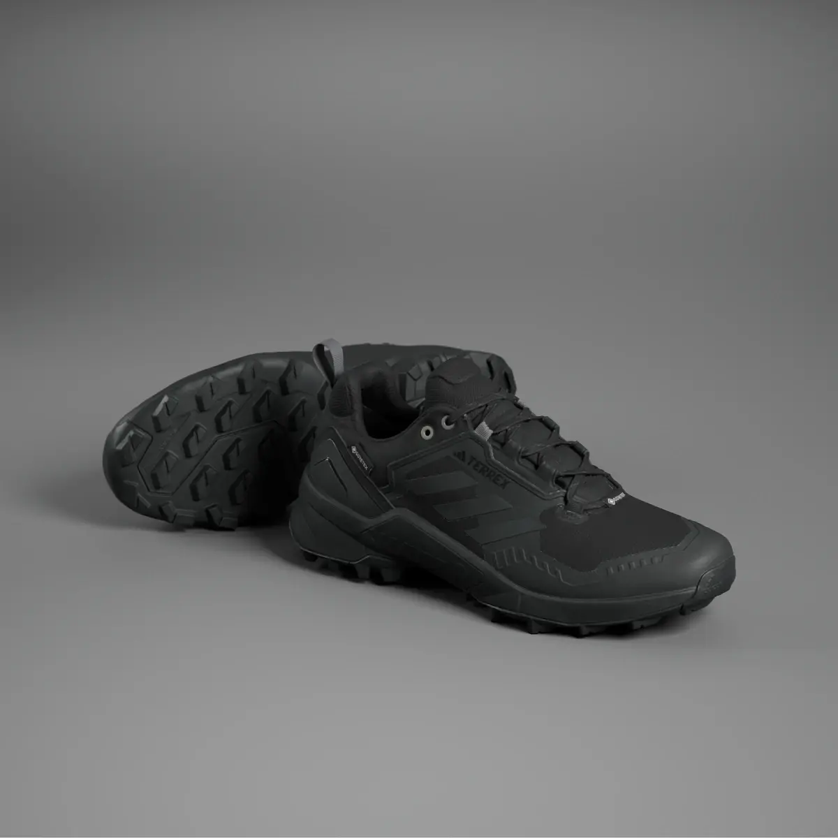Adidas Zapatilla Terrex Swift R3 GORE-TEX Hiking. 1