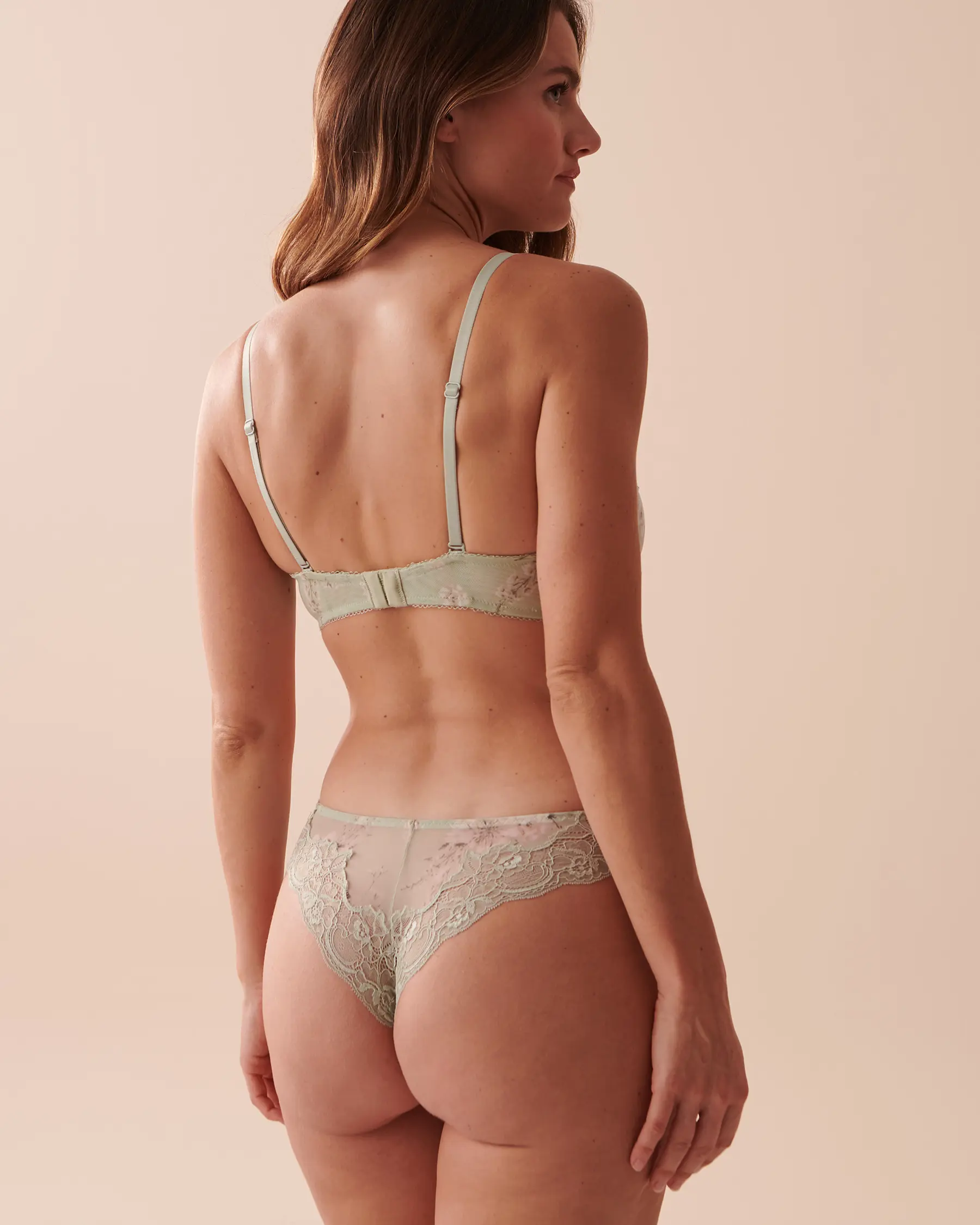 La Vie en Rose Push-up Plunge Demi Bra. 2