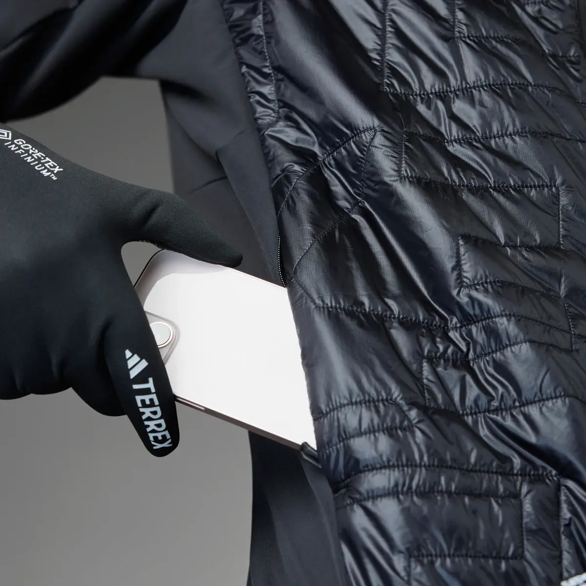 Adidas Terrex Xperior Varilite Hybrid PrimaLoft Jacket. 3