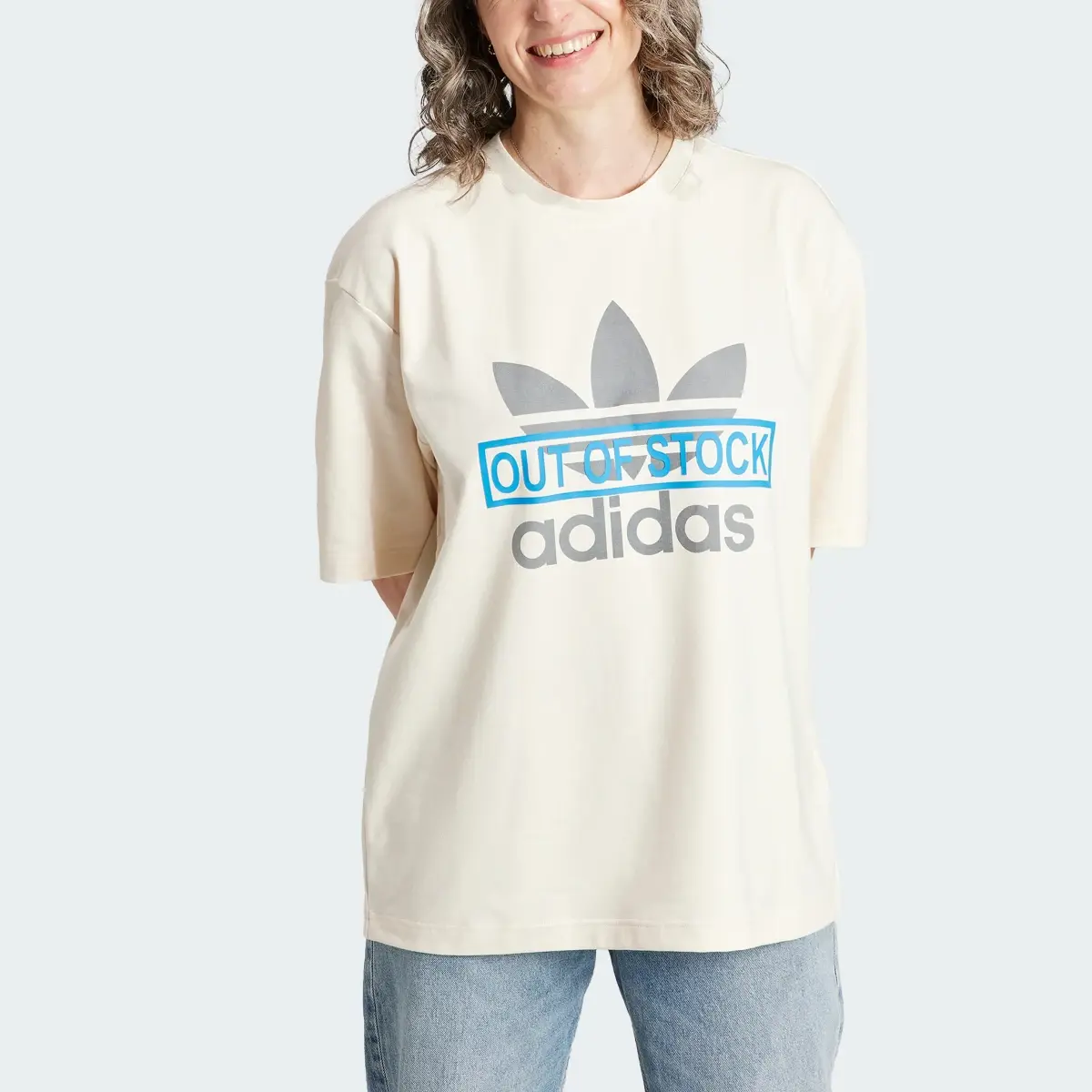 Adidas Playera adidas Originals x KSENIASCHNAIDER con Trifolio Reprocesado. 1