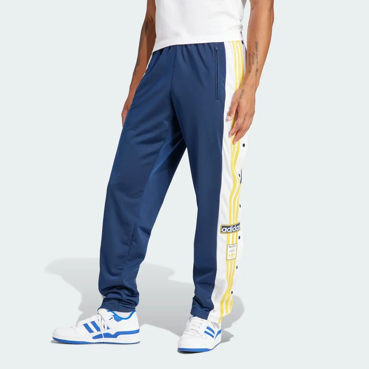 Adidas Adicolor Classics Adibreak Pants. 1