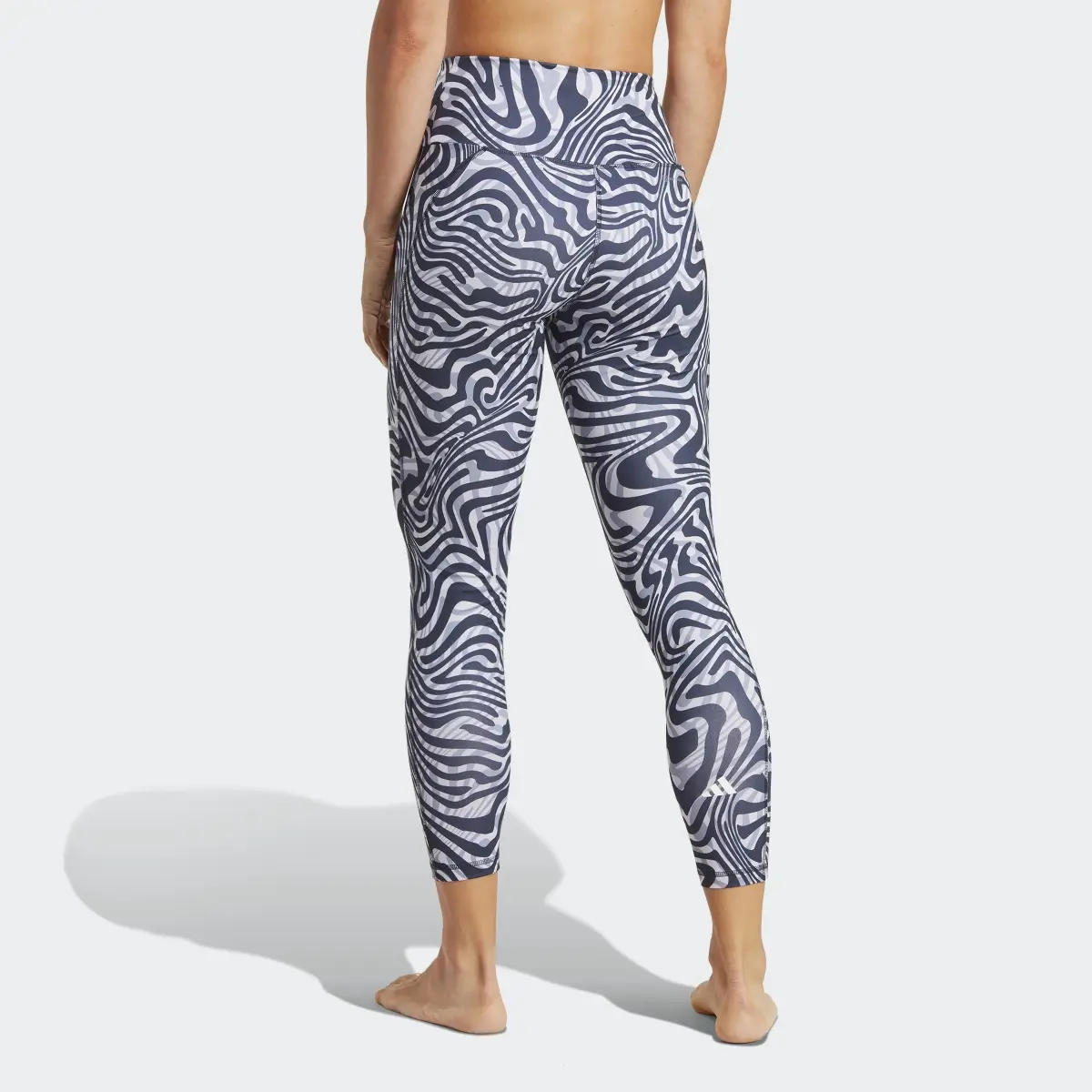 Adidas Yoga Essentials Printed 7/8 Leggings. 2