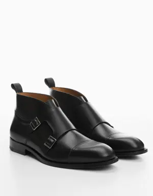 Chelsea leather ankle boots with track sole