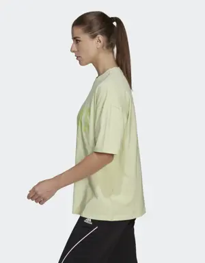 Adidas Essentials Repeat adidas Logo Oversized T-Shirt. 3 Adidas Essentials Repeat adidas Logo Oversized T-Shirt. 3