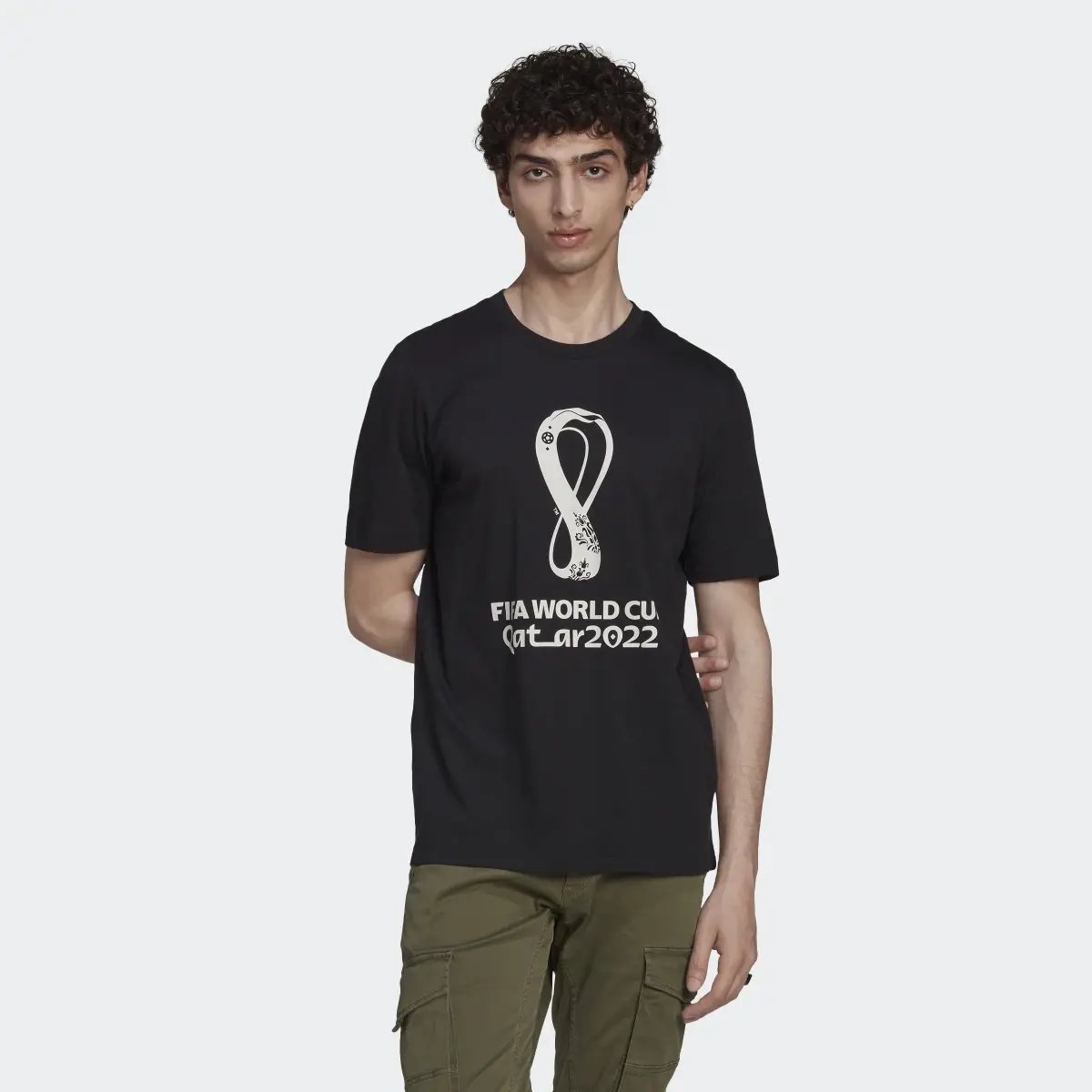 Adidas Playera Estampada Copa Mundial de la FIFA 2022™. 2