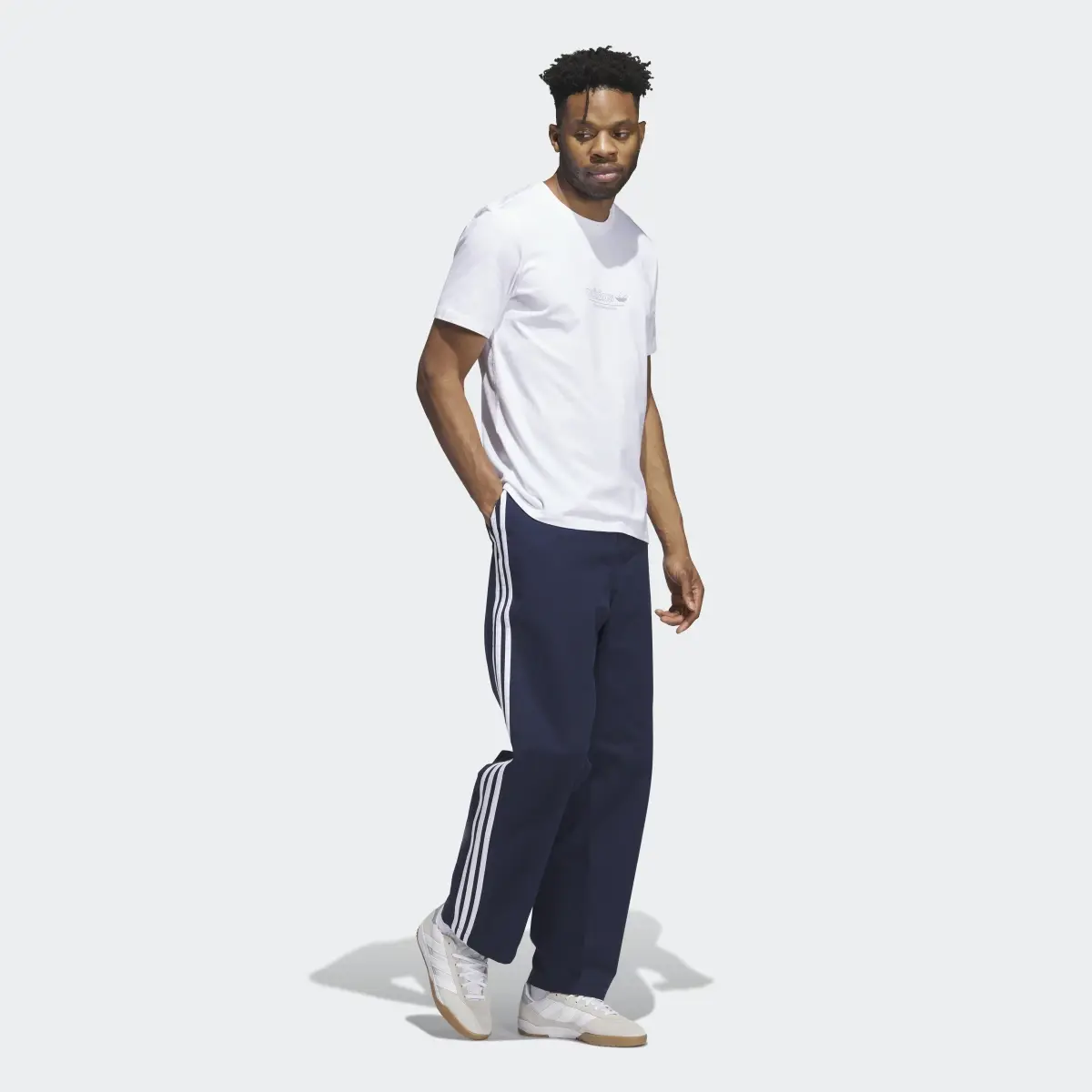 Adidas Pantaloni 3-Stripes Skate Chino. 3