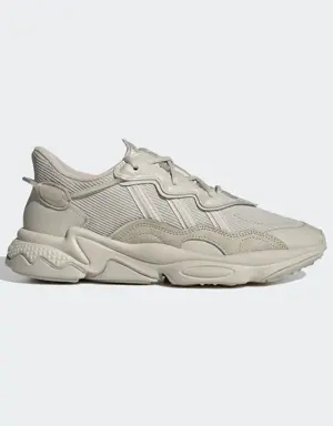 Adidas OZWEEGO Shoes. 2 Adidas OZWEEGO Shoes. 2