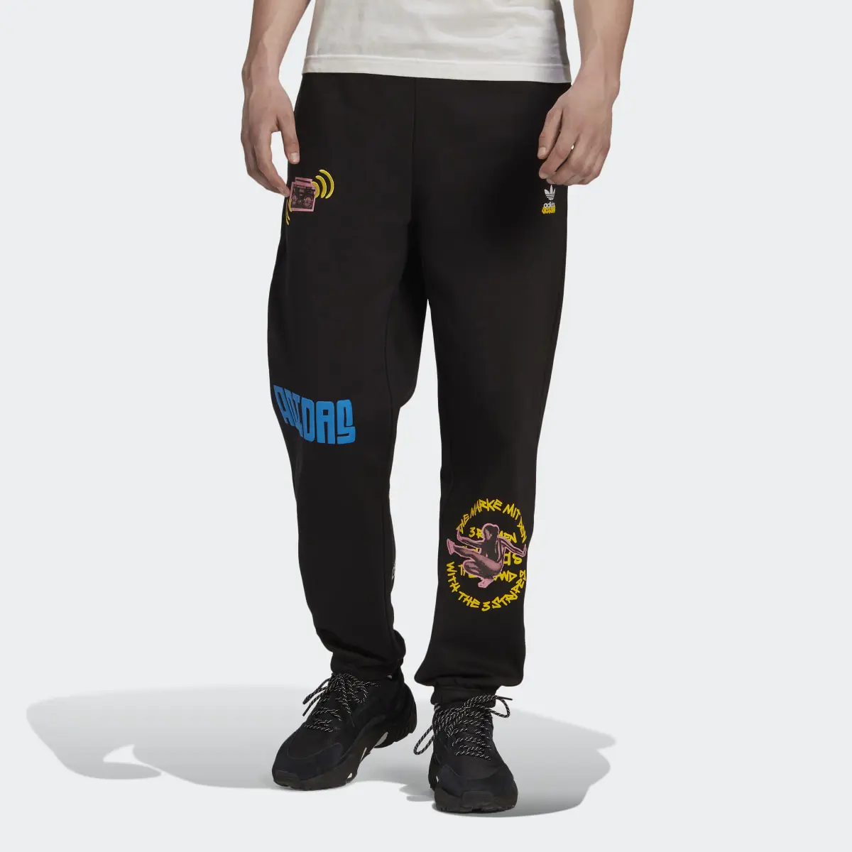 Adidas Graphics Unite Sweat Pants. 1