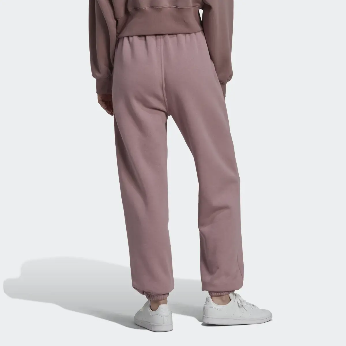 Adidas Adicolor Essentials Fleece Joggers. 2