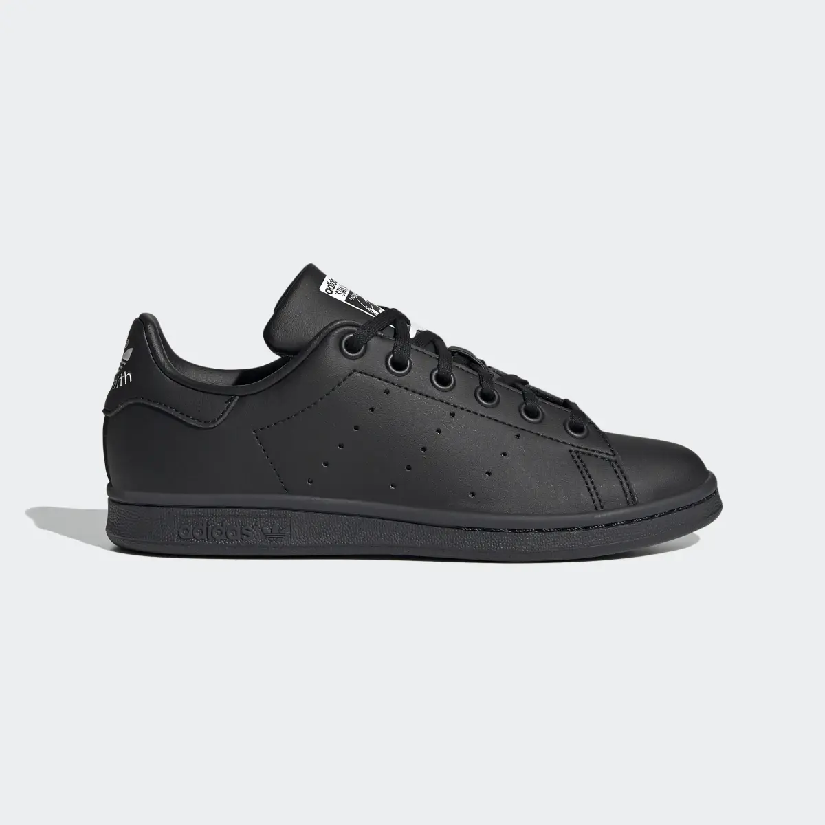 Adidas Stan Smith Ayakkabı. 2