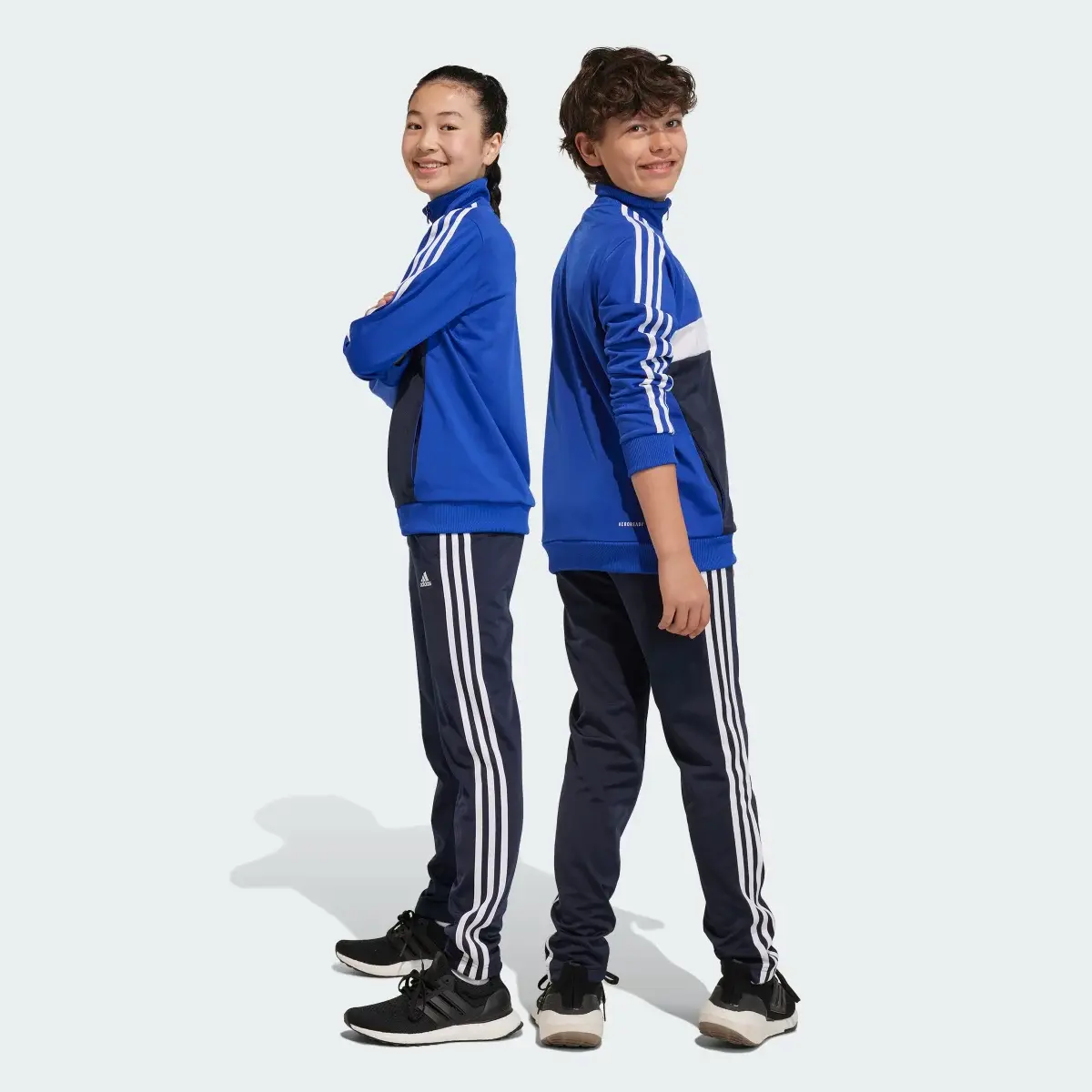 Adidas Essentials 3-Stripes Tiberio Track Suit. 3