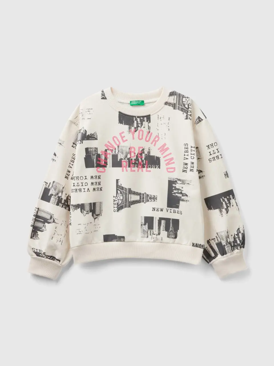 Benetton sweatshirt with city print and studs. 1