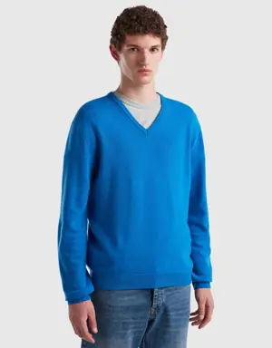 cornflower blue v-neck sweater in pure merino wool