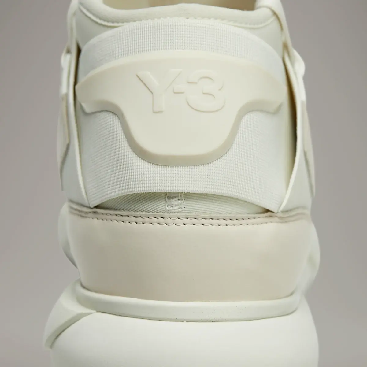 Adidas Y-3 Qasa. 3