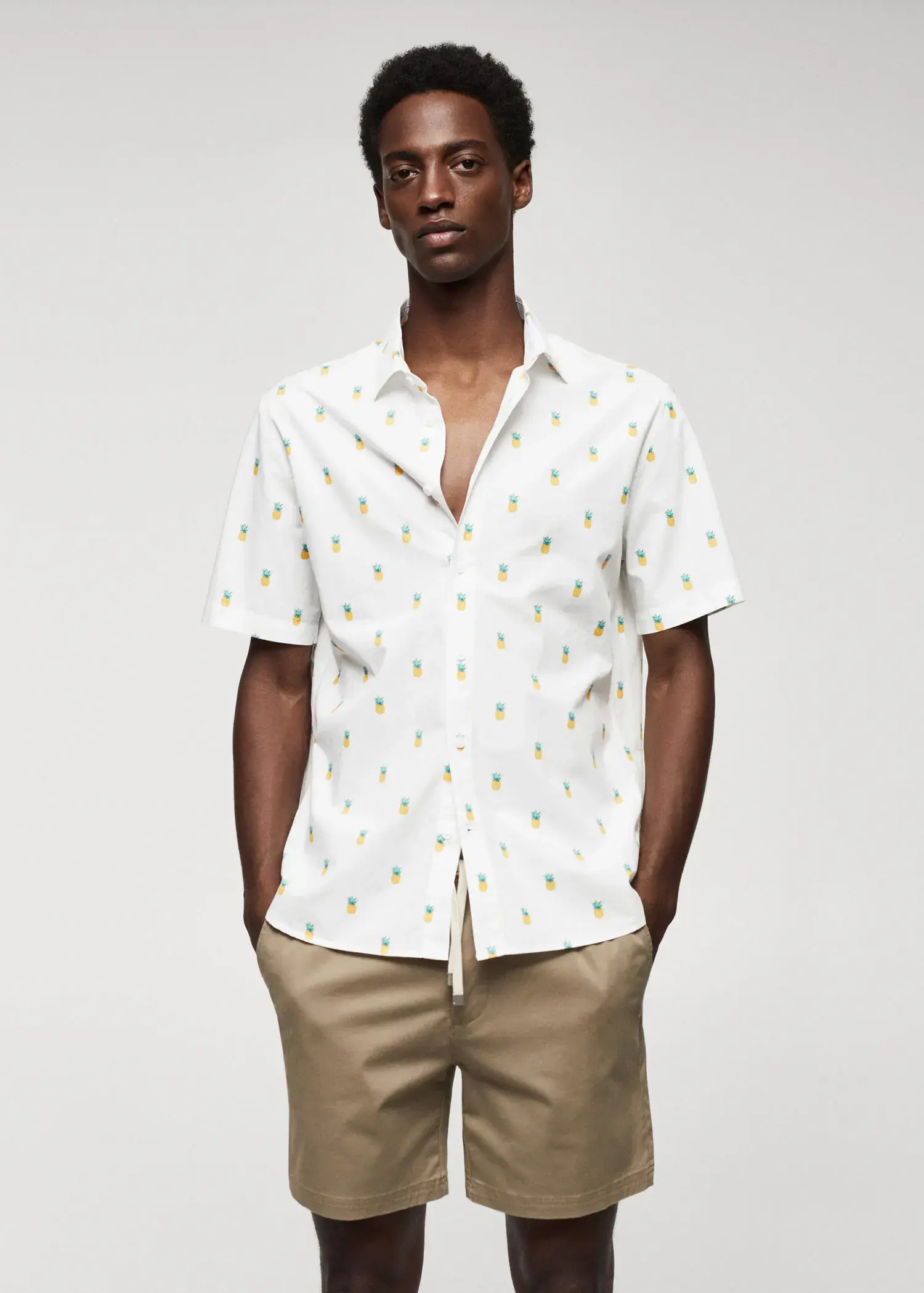 Mango 100% cotton shirt with pineapple print. 1