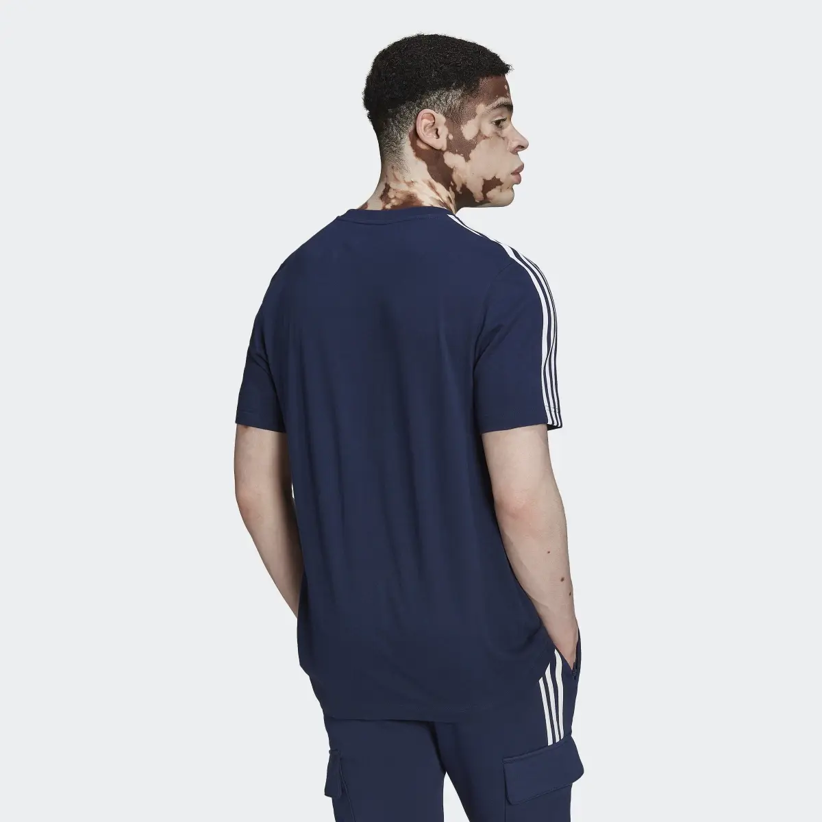 Adidas Tech Tee. 3