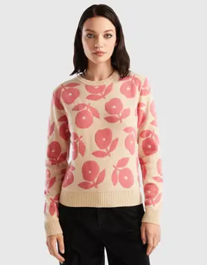 sweater with floral inlays