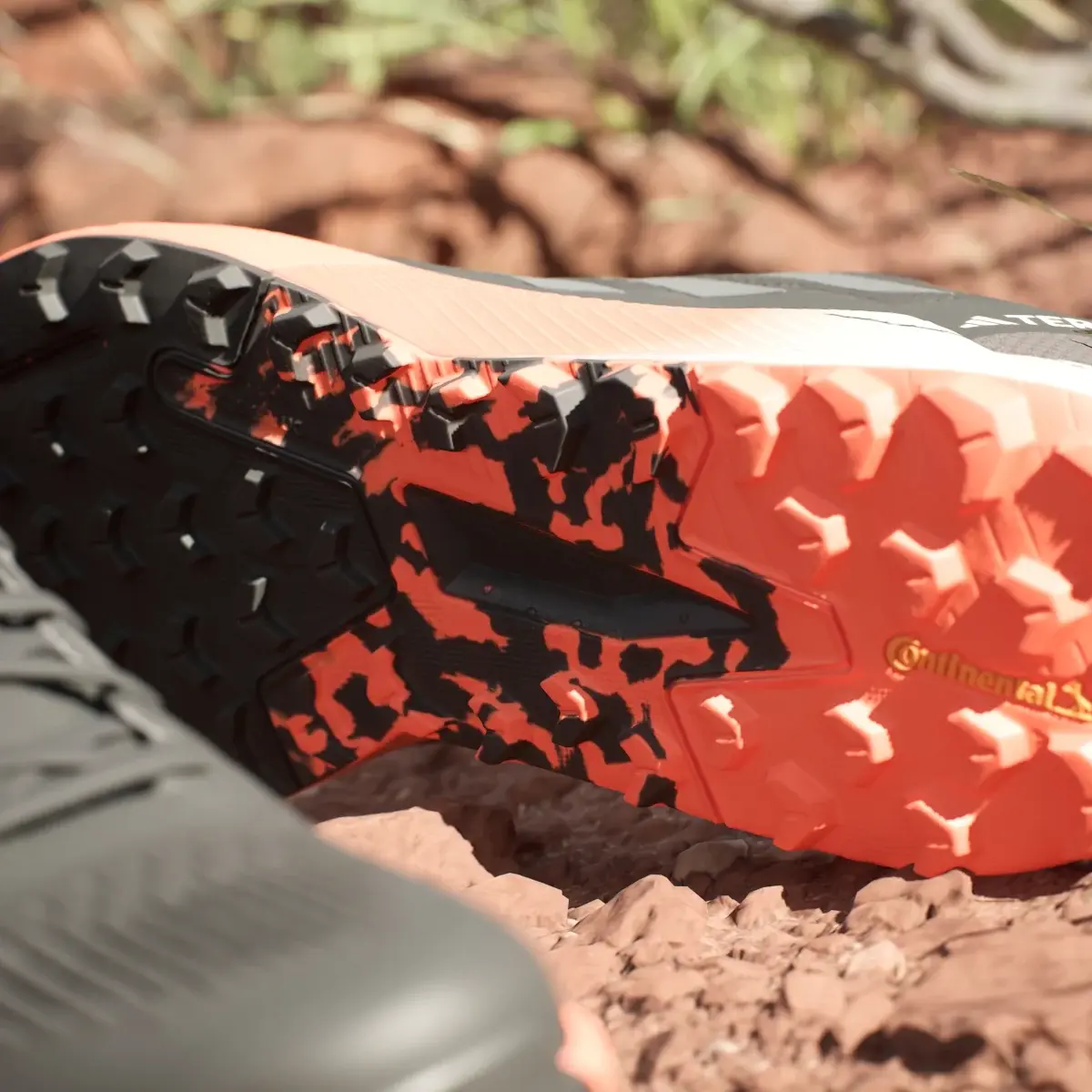 Adidas Chaussure de trail running Terrex Agravic Flow 2.0. 2