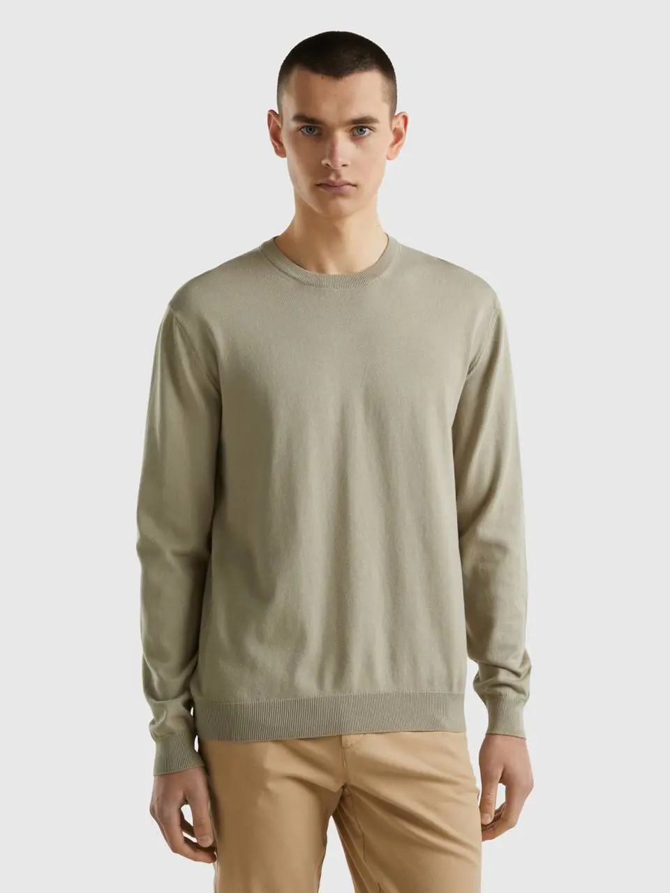 Benetton crew neck sweater in 100% cotton. 1