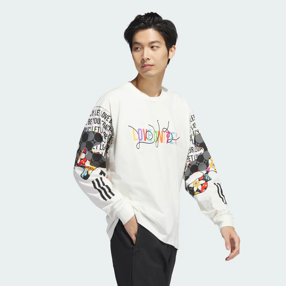 Adidas Playera Estampada Pride Manga Larga (Unisex). 3