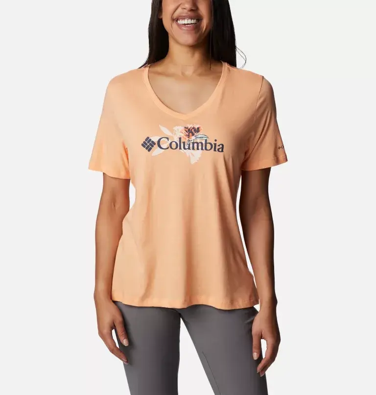 Columbia Women's Bluebird Day™ Relaxed V-Neck Shirt. 2