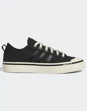 Adidas Nizza RF 74 Shoes. 2 Adidas Nizza RF 74 Shoes. 2