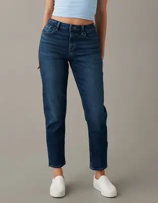 American Eagle Stretch Curvy Mom Jean. 1