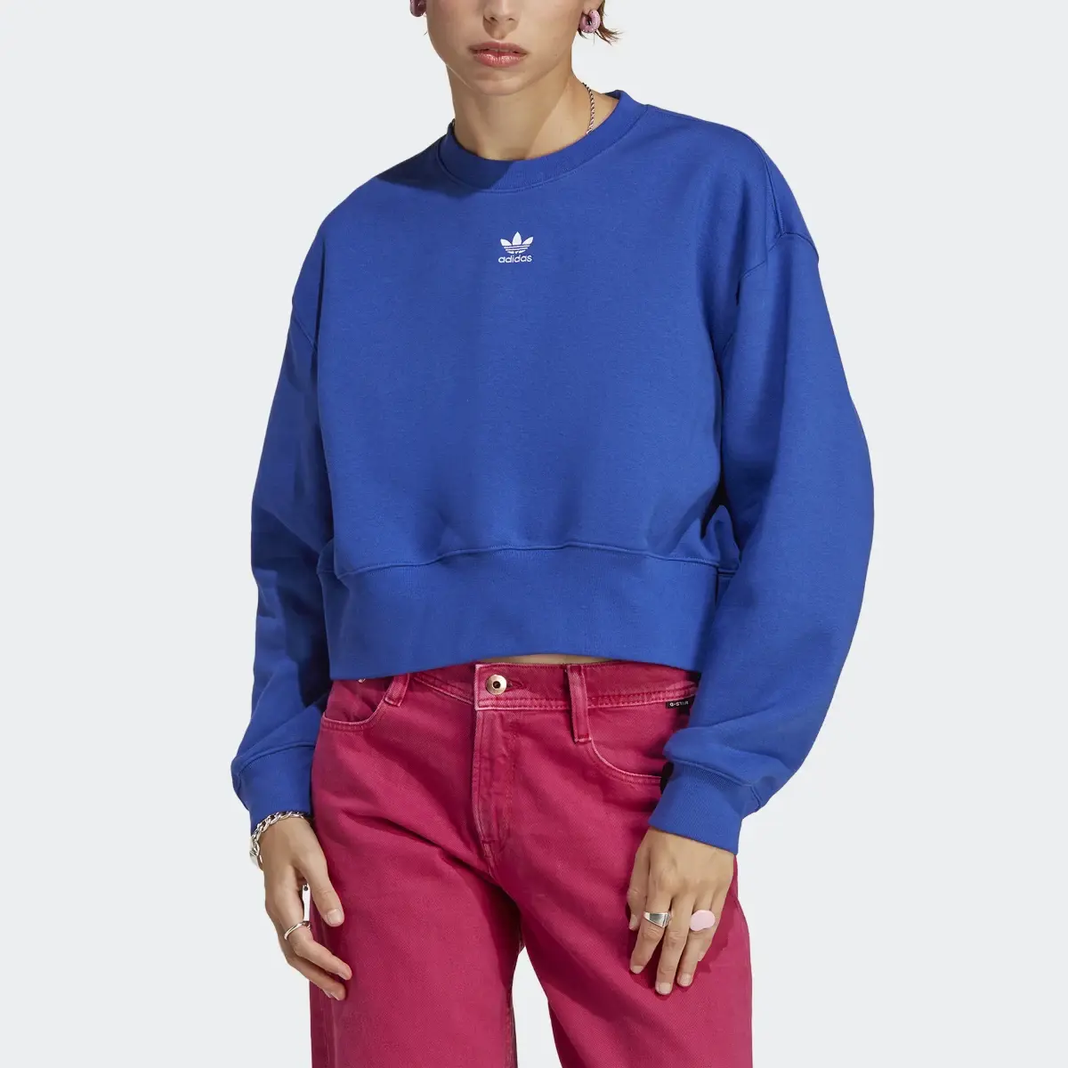 Adidas adicolor Essentials Sweatshirt. 1