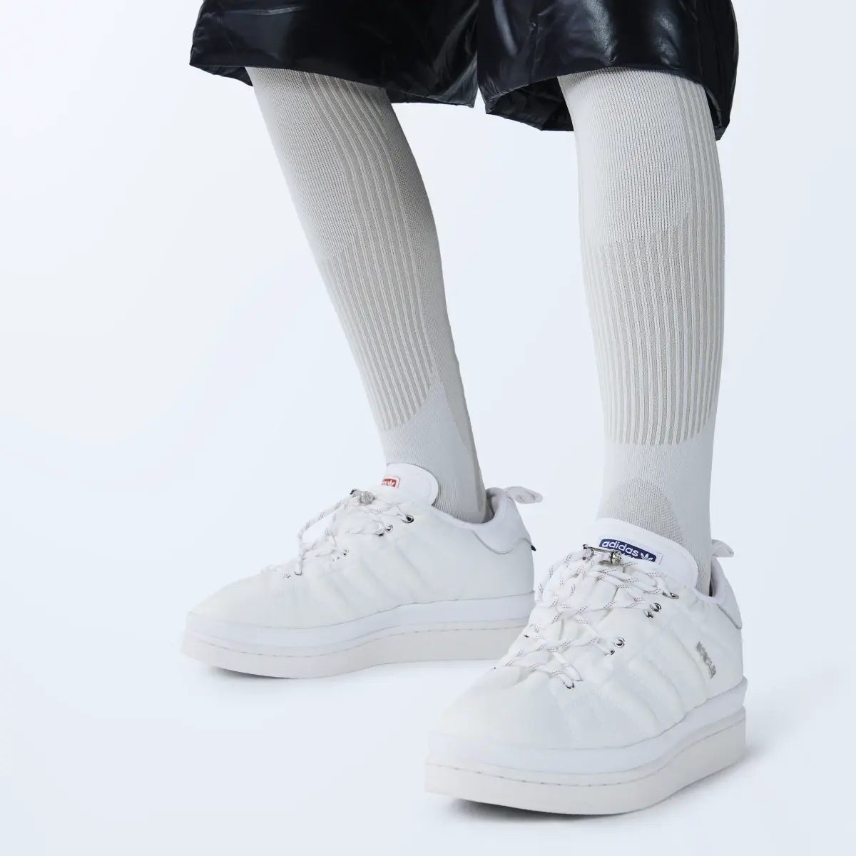 Adidas Moncler x adidas Originals Campus Schuh. 2