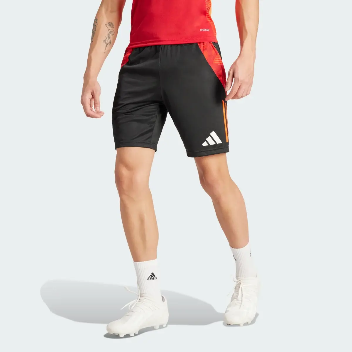 Adidas Short d'entraînement Tiro 24 Competition. 1