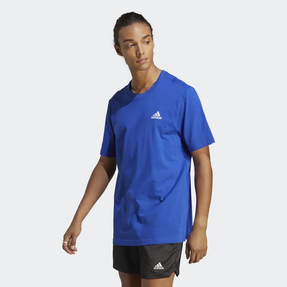 Adidas Essentials Single Jersey Embroidered Small Logo Tişört. 2