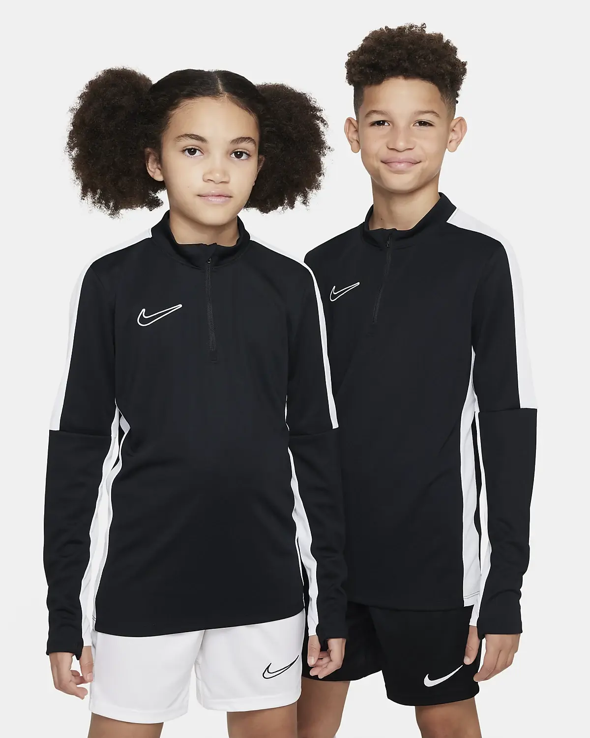 Nike Dri-FIT Academy23. 1