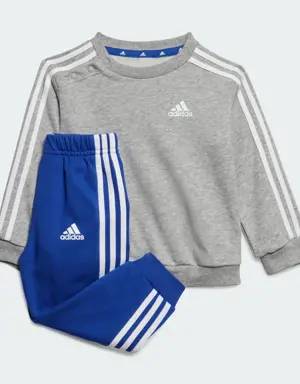 Adidas Essentials 3-Stripes Jogger Set Kids. 2 Adidas Essentials 3-Stripes Jogger Set Kids. 2
