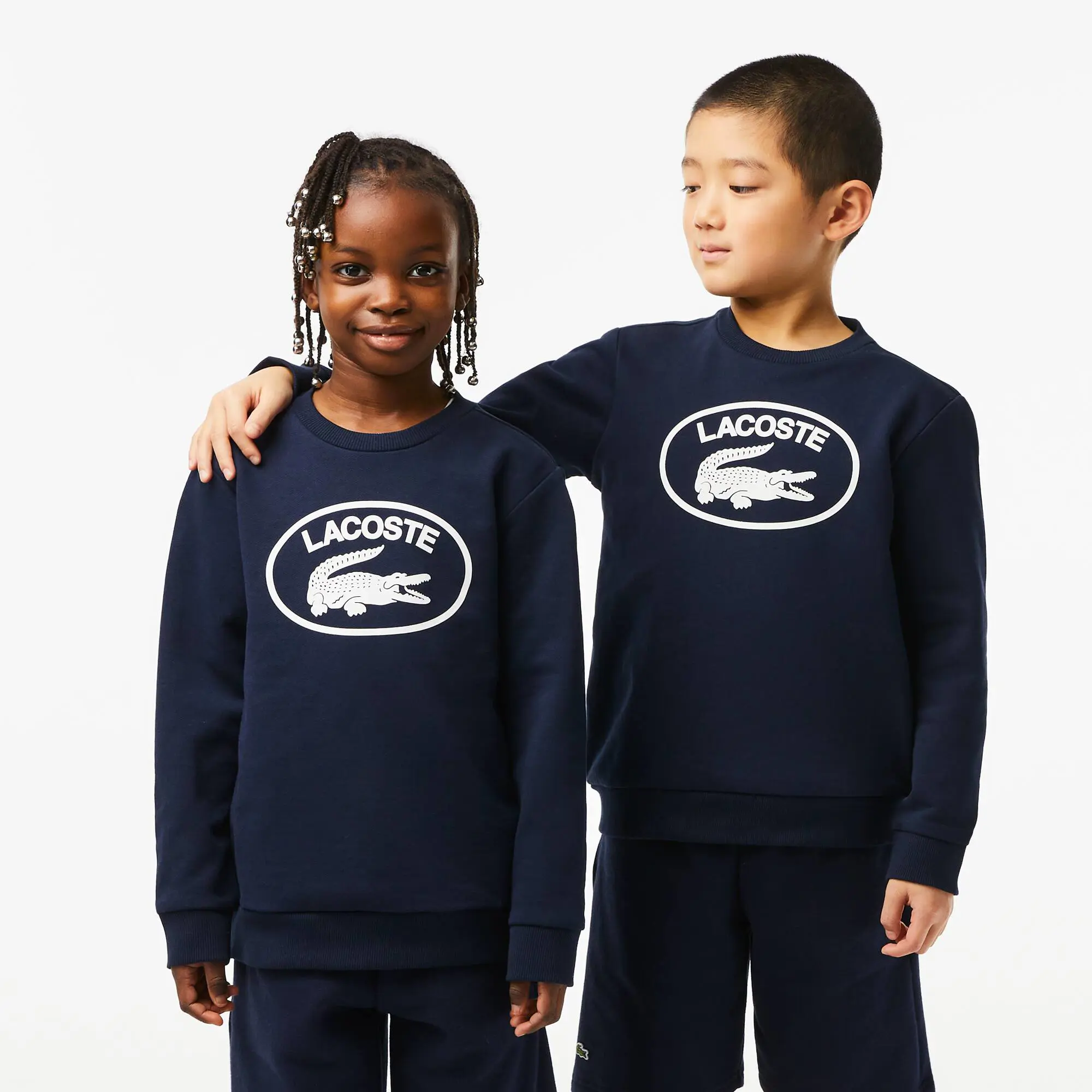 Lacoste Kinder LACOSTE Sweatshirt mit Colourblock und Kontrast-Logo. 1