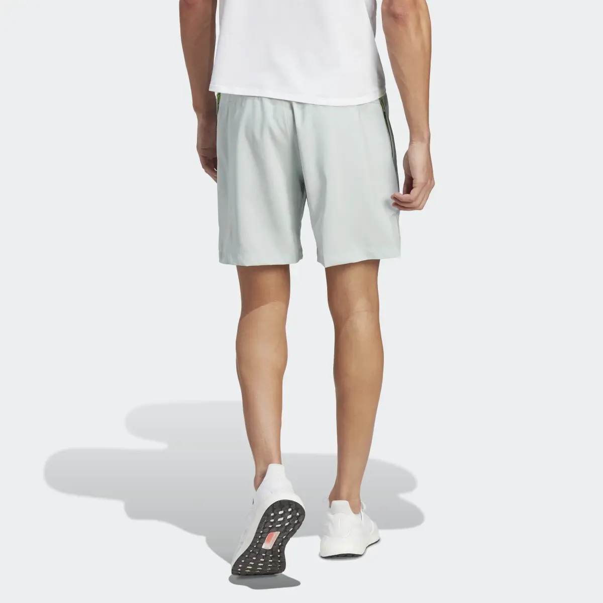 Adidas Shorts de Entrenamiento HIIT. 3