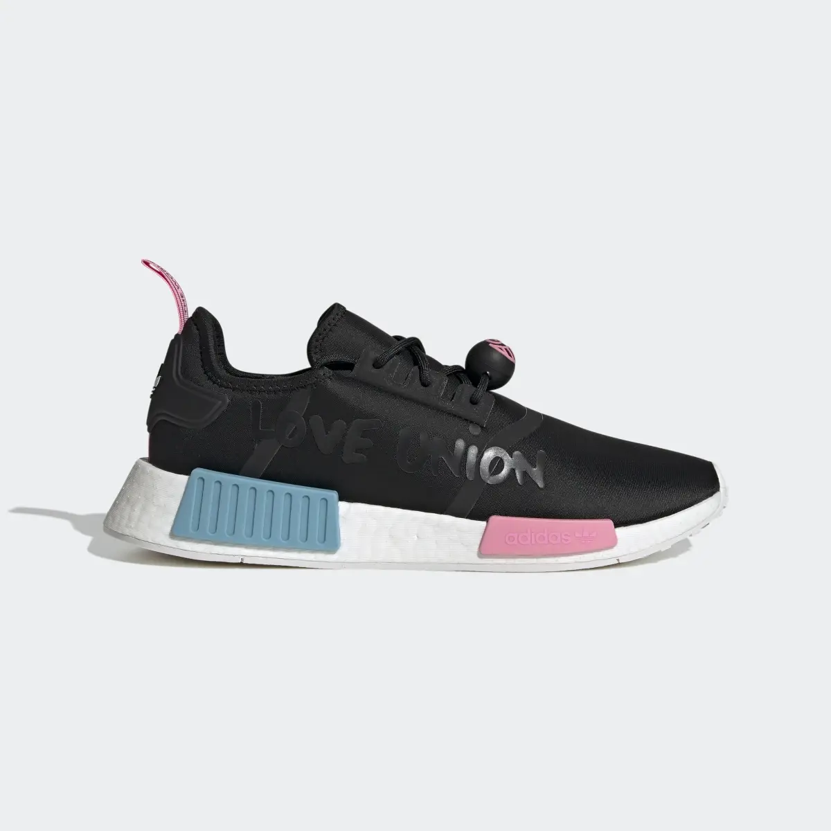 Adidas NMD_R1 x André Saraiva Ayakkabı. 2