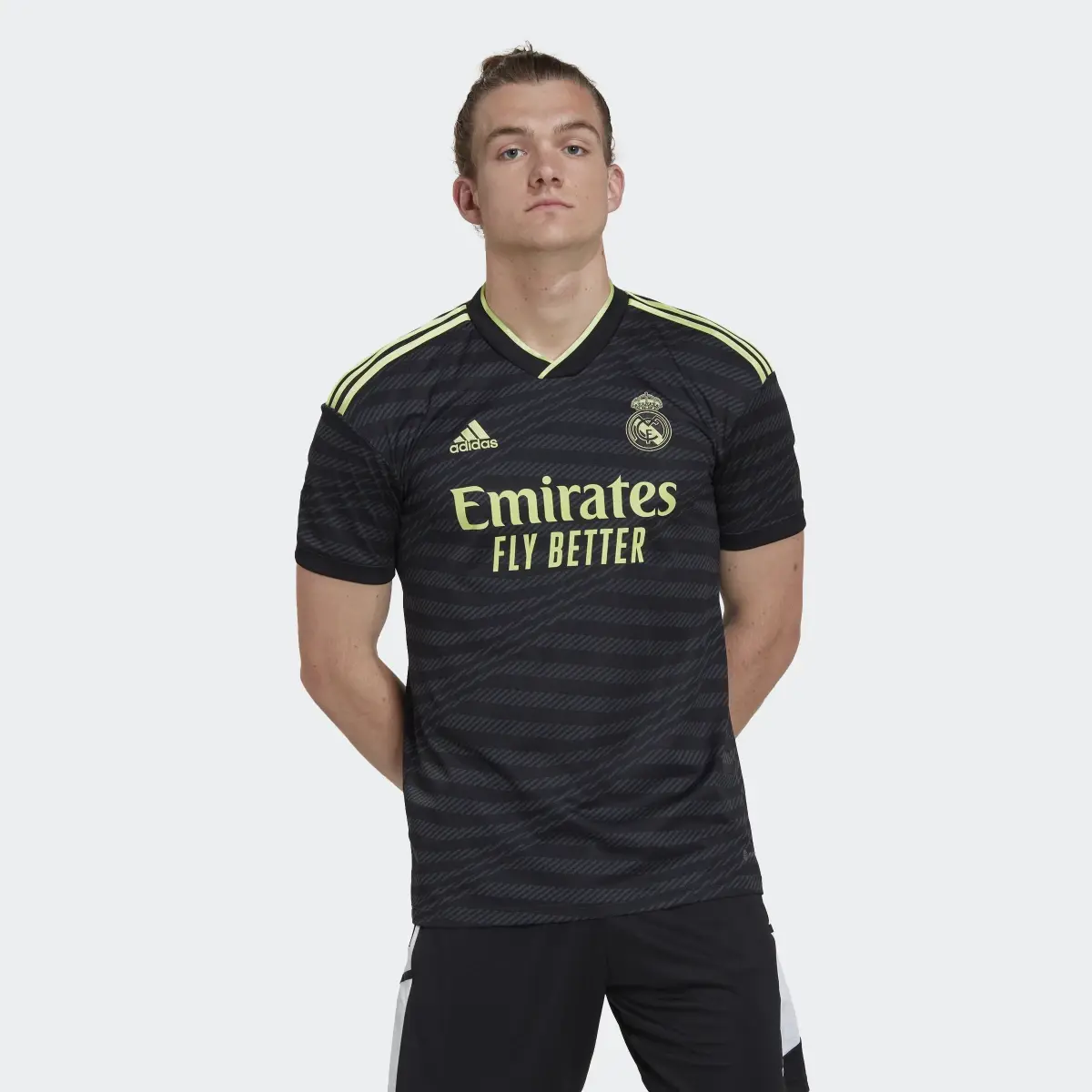 Adidas Jersey Tercer Uniforme Real Madrid 22/23. 2