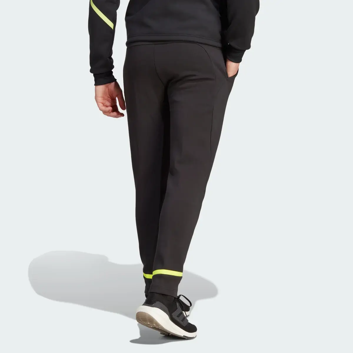 Adidas Pantaloni Designed for Game Arsenal FC. 2