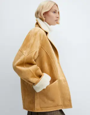 Shearling-lined coat with buttons