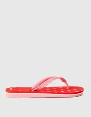 patterned flip flops in lightweight rubber