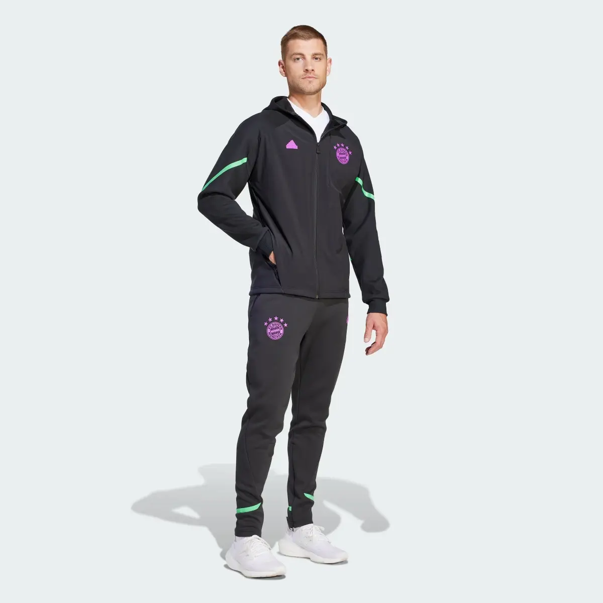 Adidas Pantaloni Designed for Gameday FC Bayern München. 3