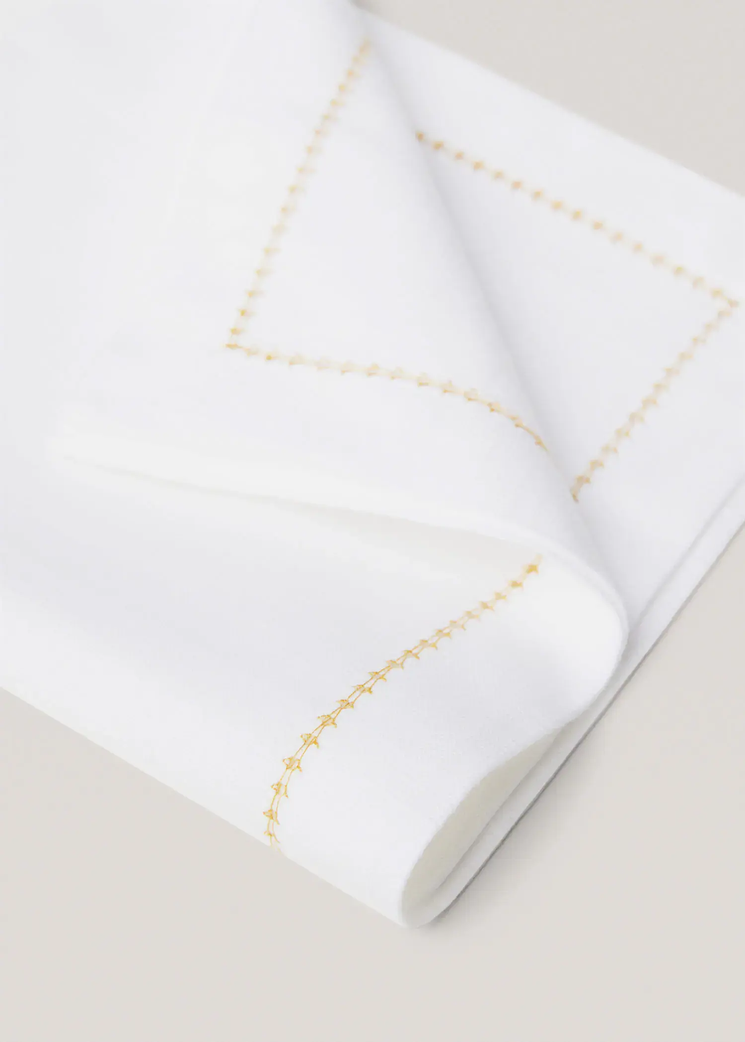 Mango Serviette de table coton coutures broderie. 2