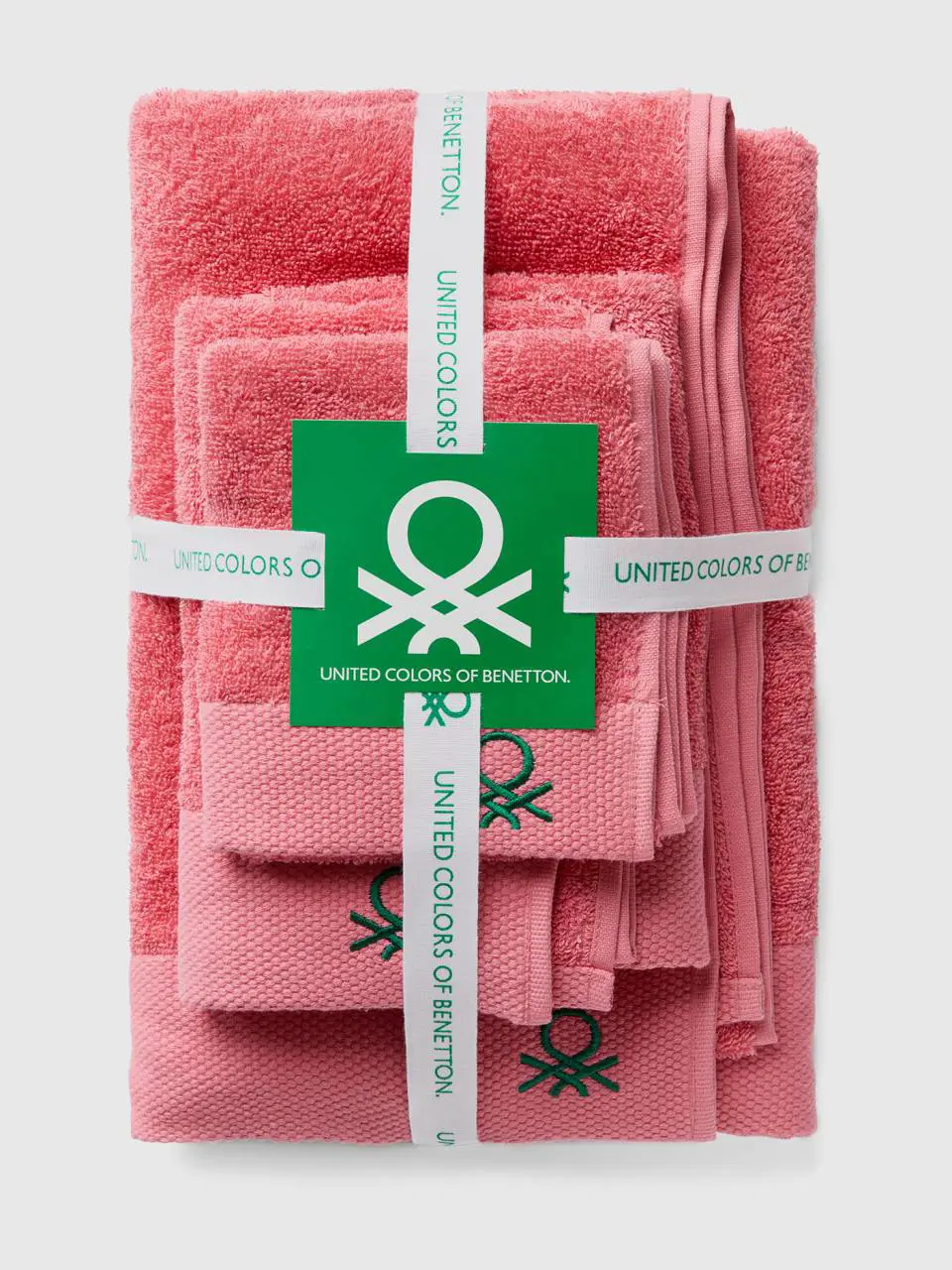 Benetton pink towel set in 100% cotton. 1