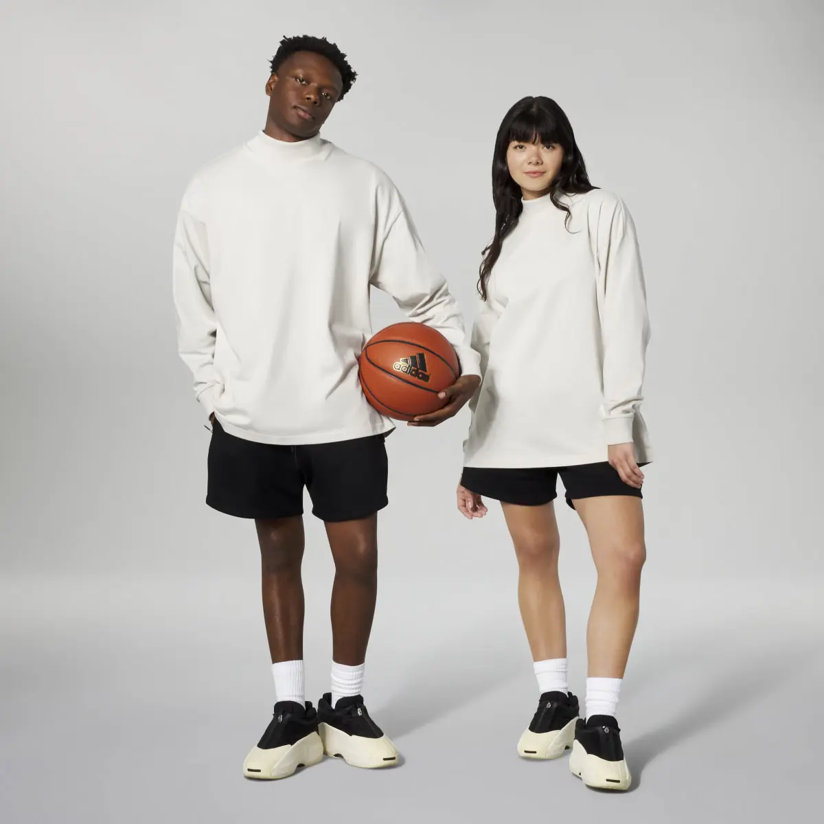 Adidas Basketball Longsleeve – Genderneutral. 1