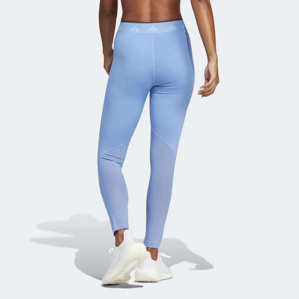 Adidas Techfit V-Shaped Elastic 7/8-Leggings. 2